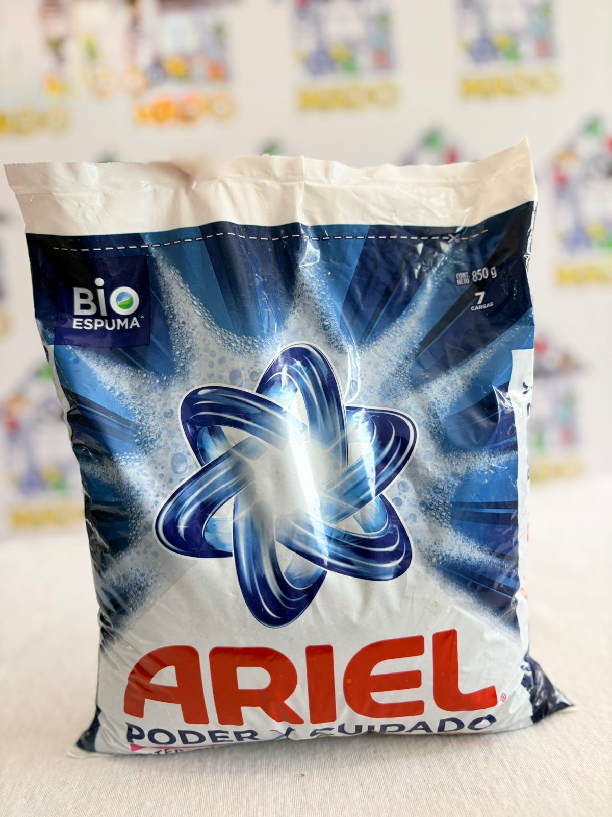 DETERGENTE ARIEL 850G