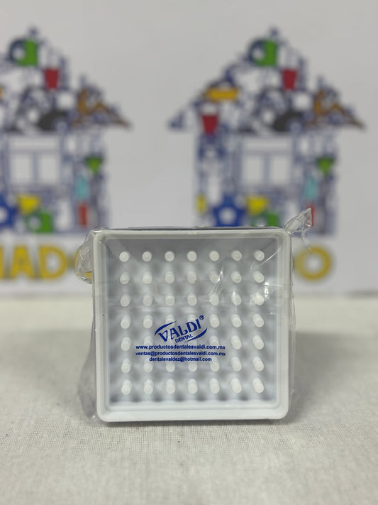 FRESERO DE PLASTICO PARA 49 FRESAS