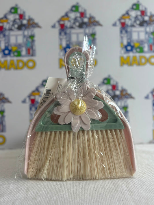 JUEGO DE RECOGEDOR Y CEPILLO XTRON