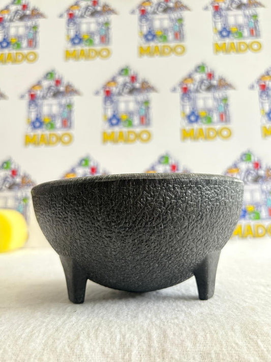 MOLCAJETERO MEDIANO