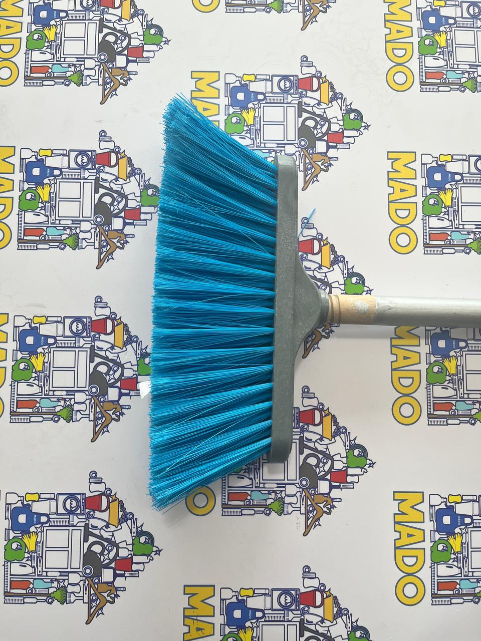 ESCOBA CHICO LUPITA CONB BASTON