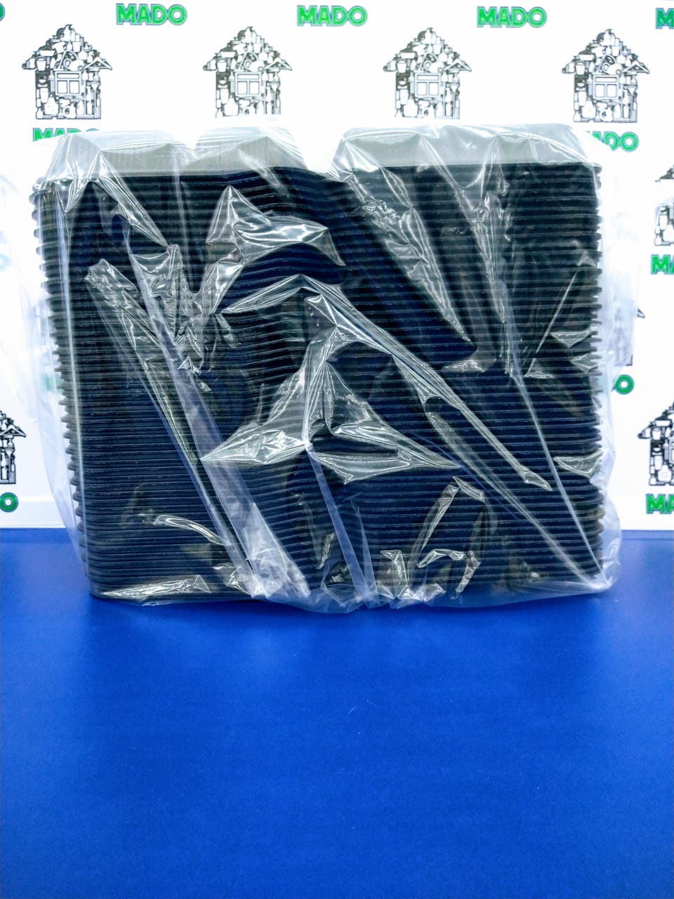 CHAROLA NEGRA 7X7 50 piezas